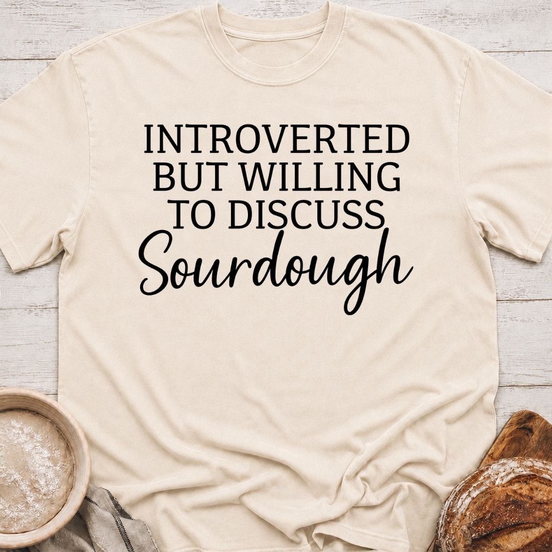 Introvert baker T-Shirt